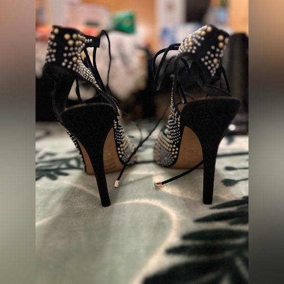 Aldo shoes. - Picture 3 of 4